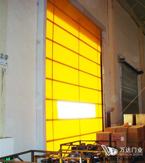 华南热作学院工厂堆积门